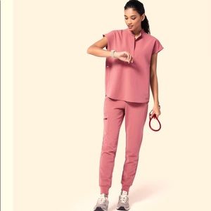 •Figs• NWT Limited Edition Mauve Set